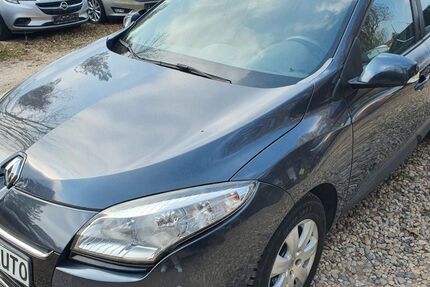 Renault Megane 112.600 km 3.970 &euro; Berlin - Französische Buchholz 13127