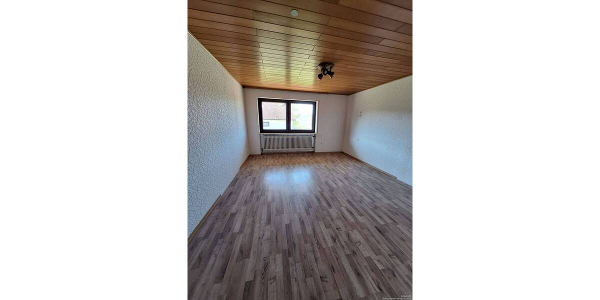 Einfamilienhaus Greding - 9 Zimmer, 211 m&sup2;, 547.000&euro; | Angebot:26658846