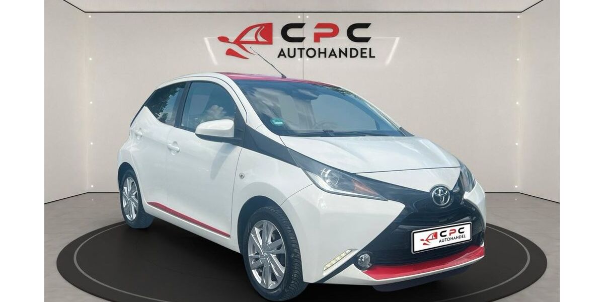 Toyota Aygo (X) 85.000 km 5.900 &euro; Hannover 30179