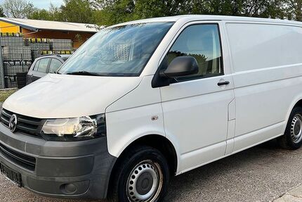 VW T5 Transporter 215.000 km 4.999 &euro; Berlin-Pankow 13127