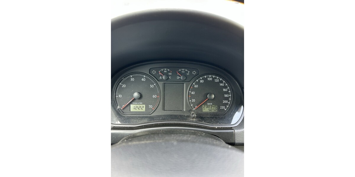 VW Polo 238.345 km 2.399 &euro; Würzburg 97070