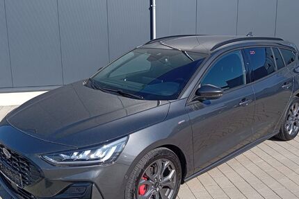 Ford Focus 16.000 km 24.900 &euro; Walzbachtal 75045