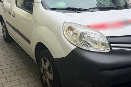 Renault Kangoo 151.000 km 6.700 &euro; Stuttgart 70193
