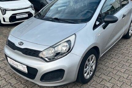 Kia Rio 109.658 km 4.880 € Bochum 44807