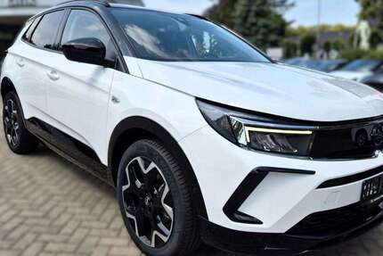 Opel Grandland X 8.218 km 32.800 € Rudolstadt 07407