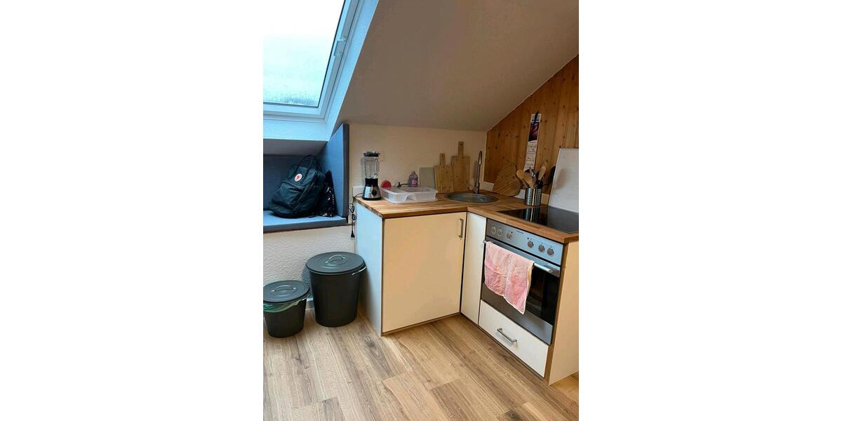 Dachgeschoßwohnung Hambergen - 2 Zimmer, 28 m&sup2;, 550&euro; | Angebot:25545514