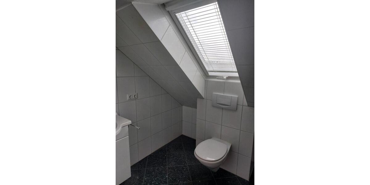 Dachgeschoßwohnung Roth - 1 Zimmer, 45 m&sup2;, 450&euro; | Angebot:25088122