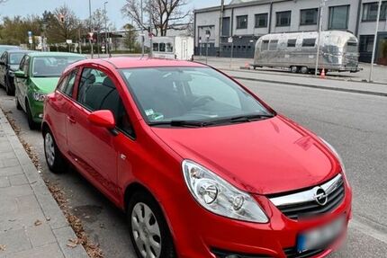 Opel Corsa 83.500 km 2.600 &euro; München 80799