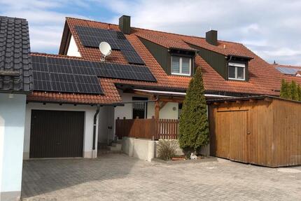 Haus Rottenburg an der Laaber - 5 Zimmer, 120 m&sup2;, 1.150&euro; | Angebot:26041045