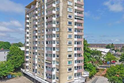 Wohnung Bremerhaven Mitte - 5 Zimmer, 148 m&sup2;, 92.000&euro; | Angebot:27132313