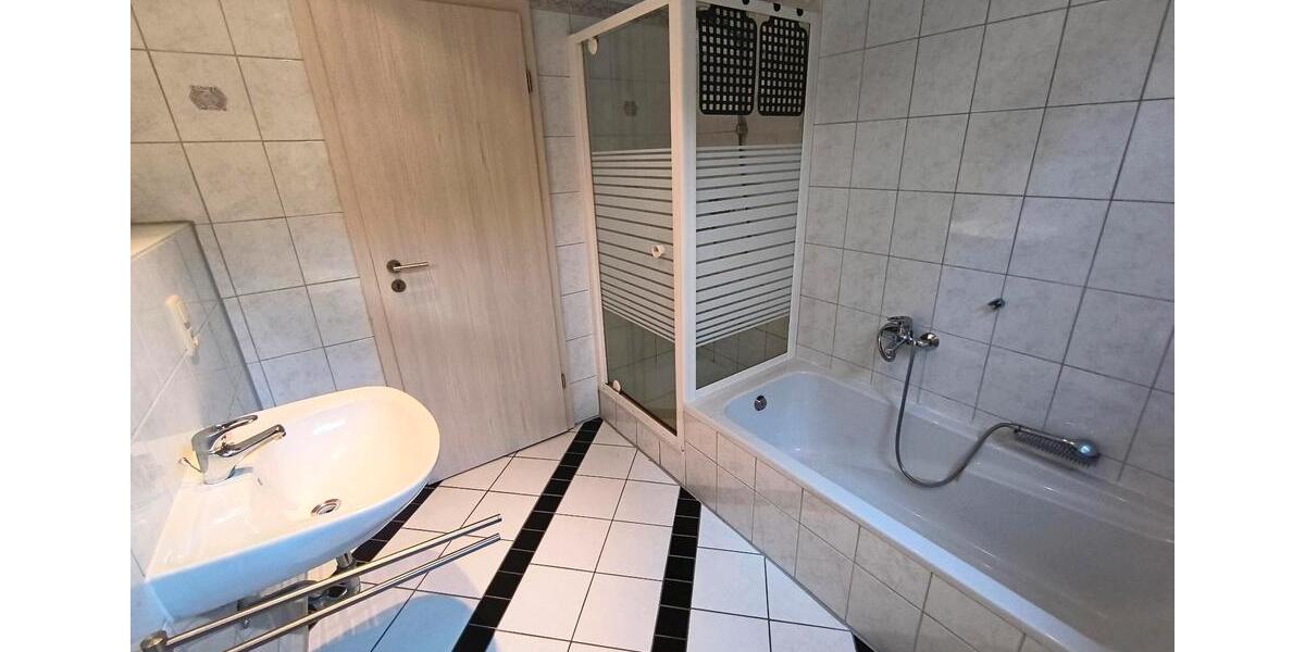Etagenwohnung Pronsfeld - 1 Zimmer, 55 m&sup2;, 450&euro; | Angebot:26254703