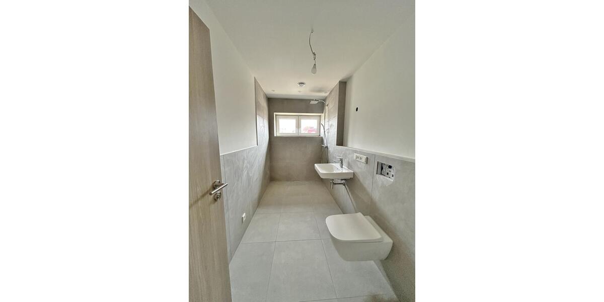 Einfamilienhaus Stuhr - 6 Zimmer, 205 m&sup2;, 2.100&euro; | Angebot:25477673