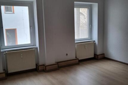 2 Zimmerwohnung (64 m²) mit EbK, EG, Stellplatz in Hedersleben 2 zimmer