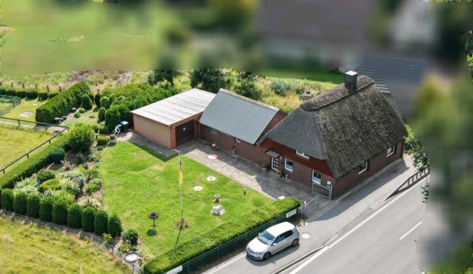 Reetdach Einfamilienhaus im Grünen ohne Makler Großes Grundstück zimmer