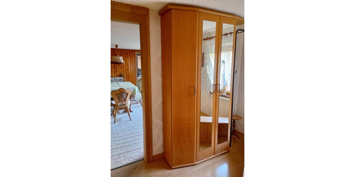 Bauernhaus, Landhaus Urbach - 1 Zimmer, 170 m&sup2;, 90.000&euro; | Angebot:25994798
