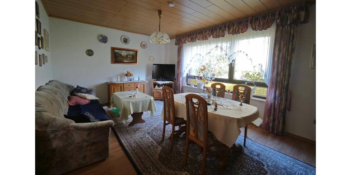 Einfamilienhaus Sankt Ingbert - 6 Zimmer, 131 m&sup2;, 250.000&euro; | Angebot:27153598
