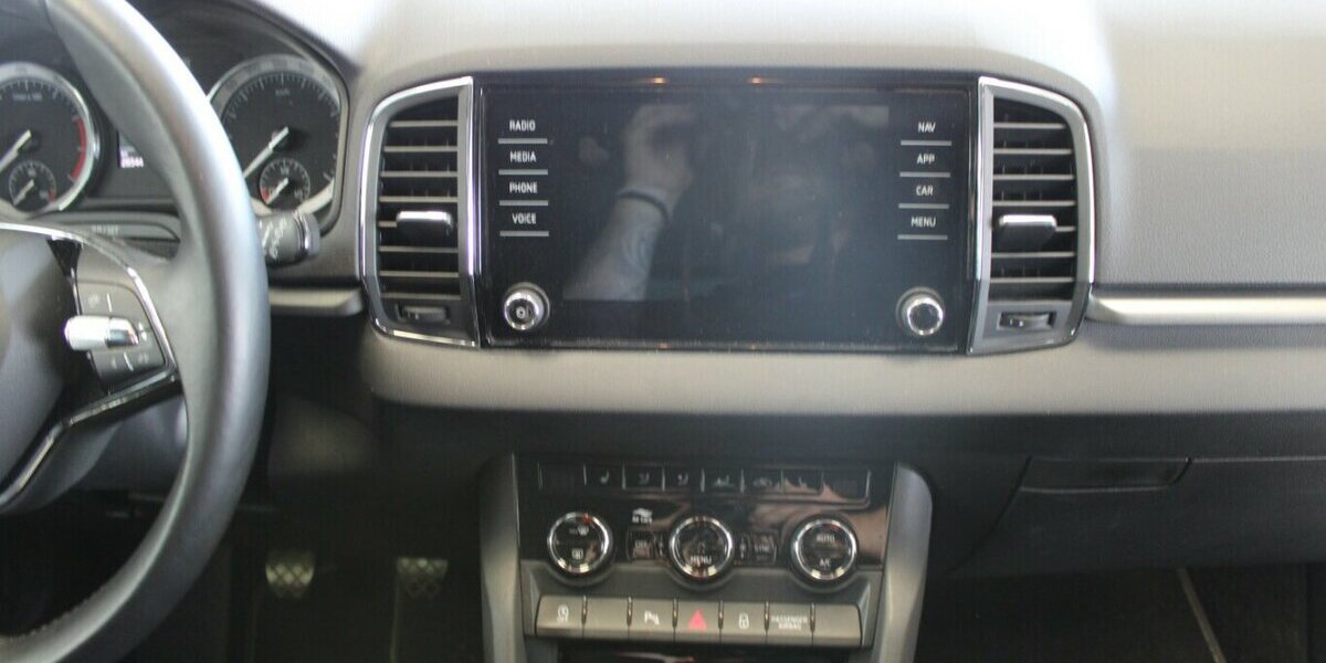 Skoda Karoq 1.5 TSI ACT Ambition 28.544 km 21.980 &euro; Euskirchen 53881