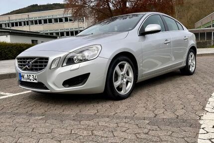 Volvo S60 140.000 km 9.250 &euro; Plettenberg 58840