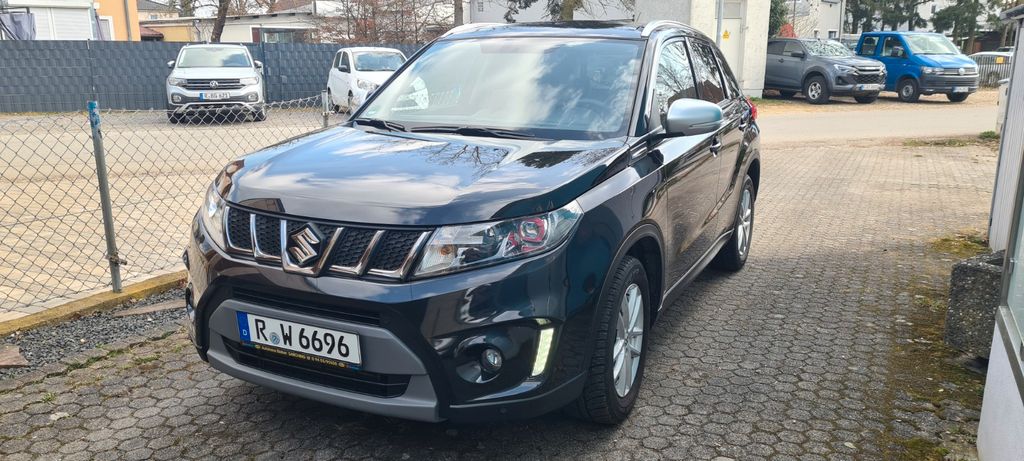 Suzuki Vitara 28.000 km 16.900 &euro; Sarching 93092