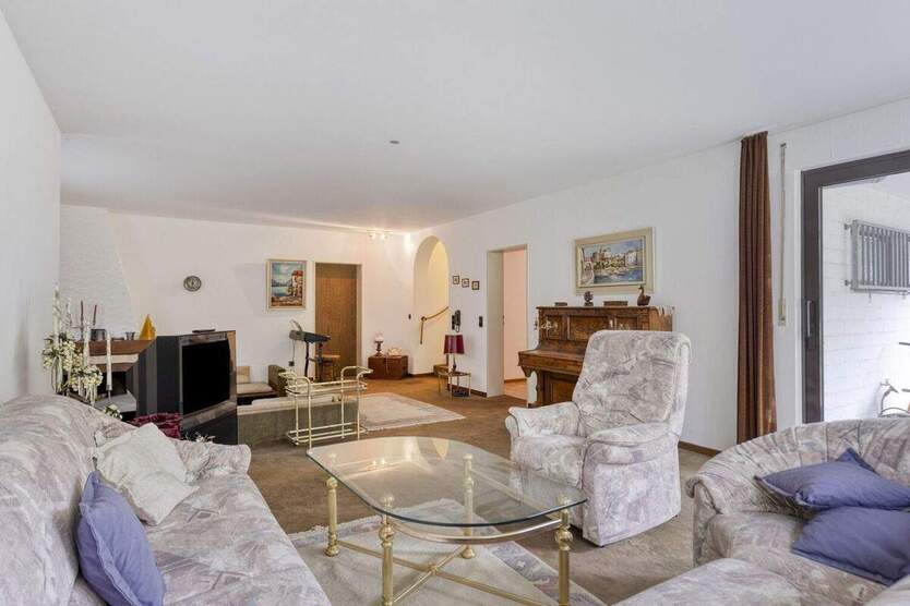 Gestalten Sie Ihr Traumhaus - mit Ausbaupotenzial und Zweifamilienoption 6 zimmer