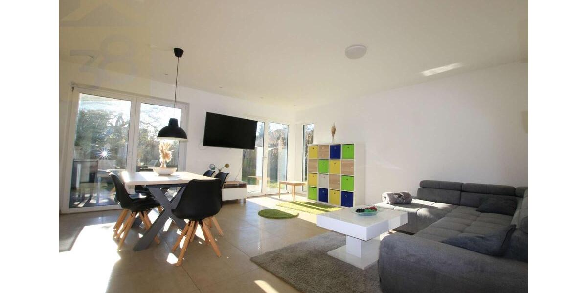 Moderne und möblierte Doppelhaushälfte im Sandkamp! Mein Haus = Mein Partner! 4 zimmer
