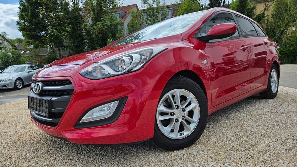 i30