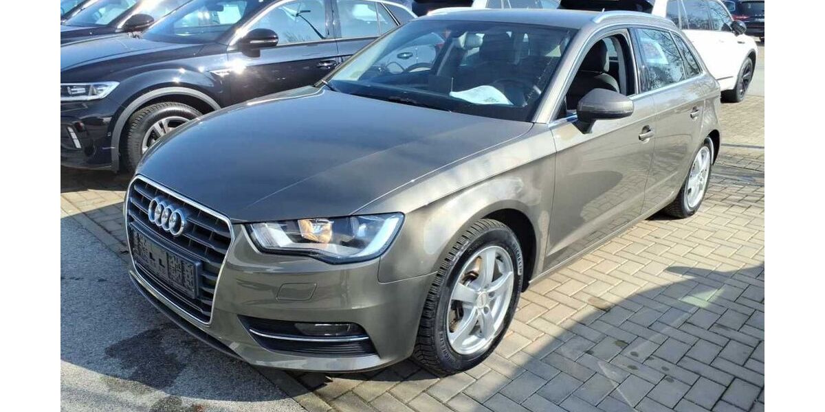 Audi A3 152.299 km 14.390 &euro; Braunschweig 38112