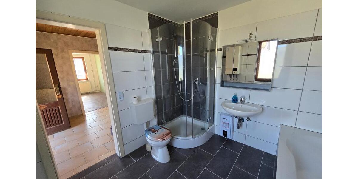 Einfamilienhaus Schönhausen (Elbe) - 5 Zimmer, 105 m&sup2;, 850&euro; | Angebot:26326534