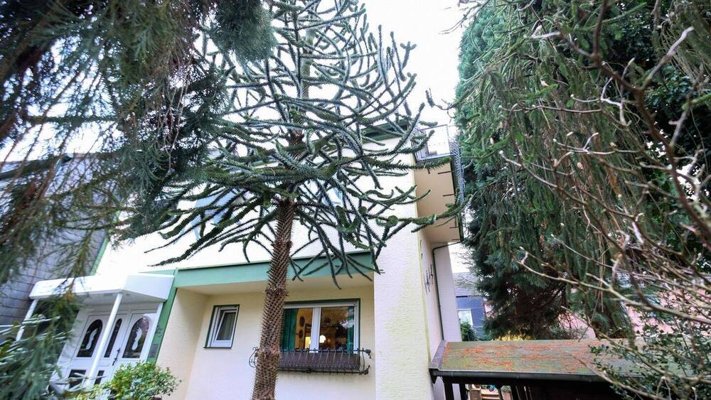 Reihenendhaus der Extraklasse - mit Sauna, Kamin & großzügigem Garten 7 zimmer