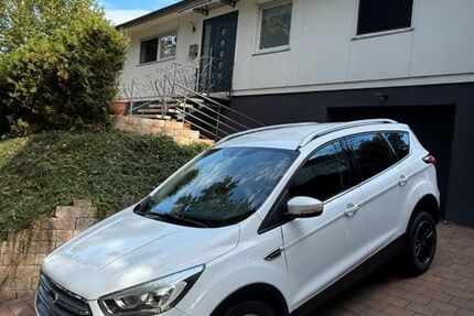 Ford Kuga 99.200 km 14.450 &euro; Ennepetal 58256