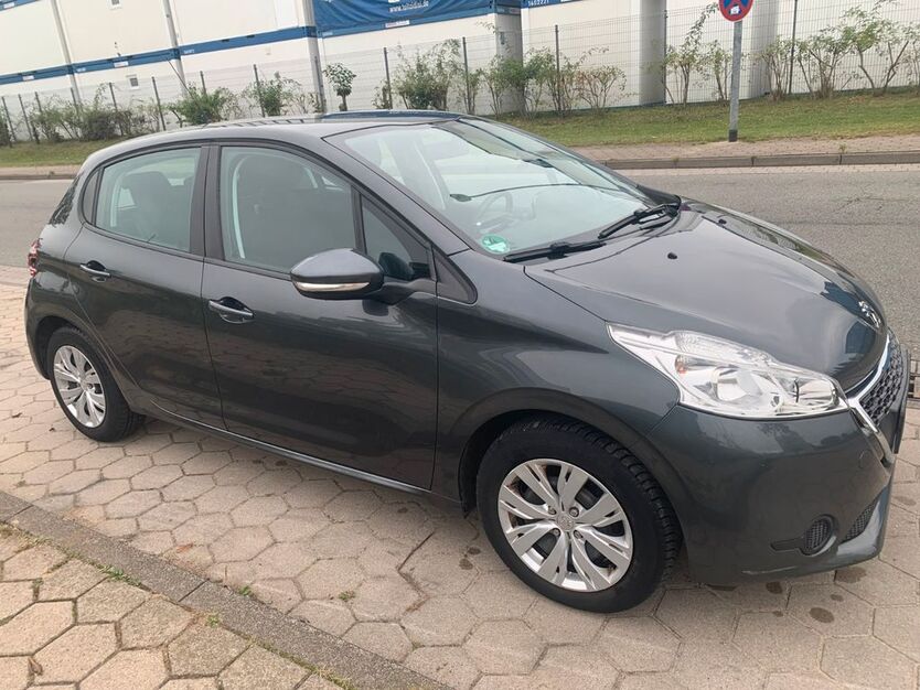 Peugeot 208 65.000 km 6.400 € Barsbüttel 22885