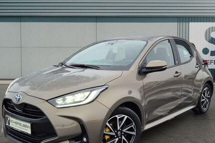 Toyota Yaris 73.574 km 16.980 &euro; Hoyerswerda 02977