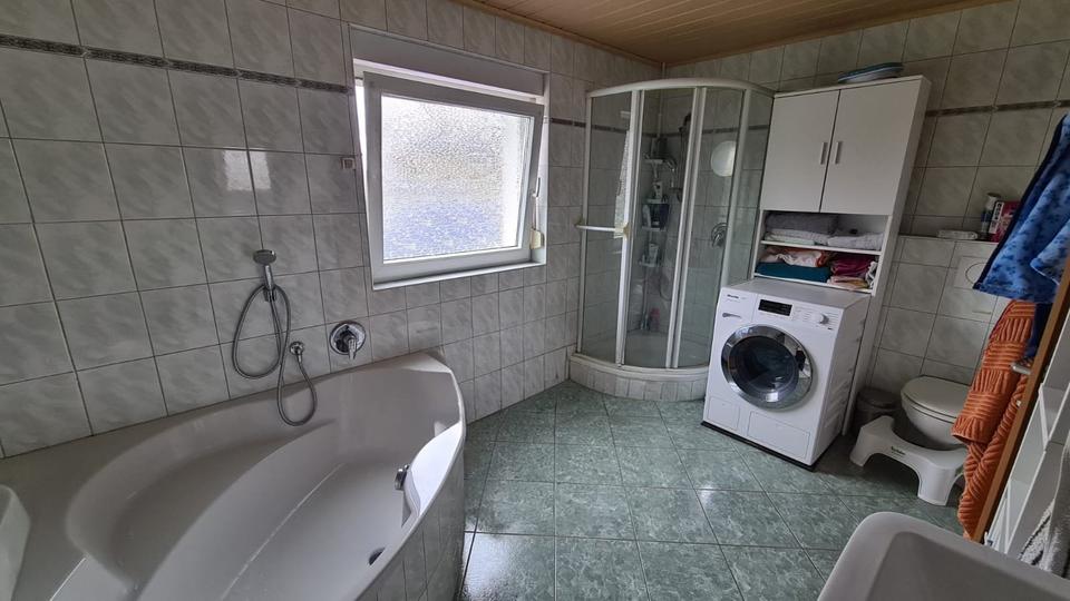 Einfamilienhaus Neckarbischofsheim - 4 Zimmer, 101 m&sup2;, 1.050&euro; | Angebot:24661677