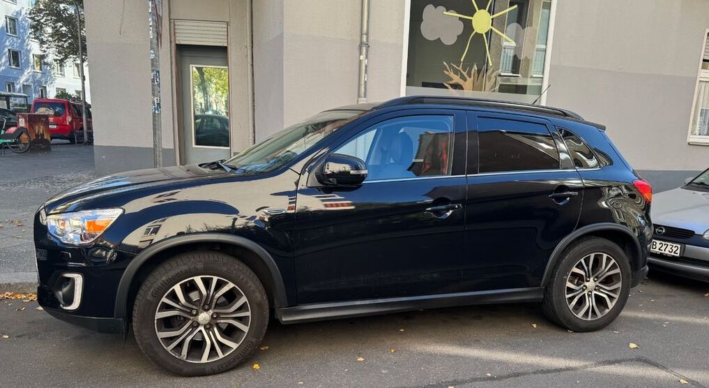 Mitsubishi ASX 201.000 km 9.800 € Berlin 13585