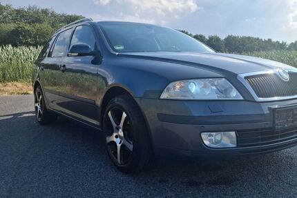 Skoda Octavia 263.500 km 2.200 &euro; Cloppenburg 49661