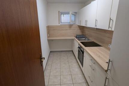 2,5-Zimmer-Wohnung Erstbezug nach Renovierung 2.5 zimmer