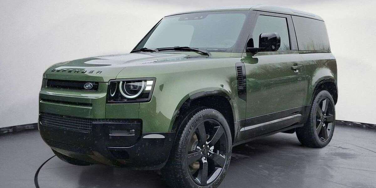 Land Rover Defender 2.000 km 79.777 &euro; Balingen 72336