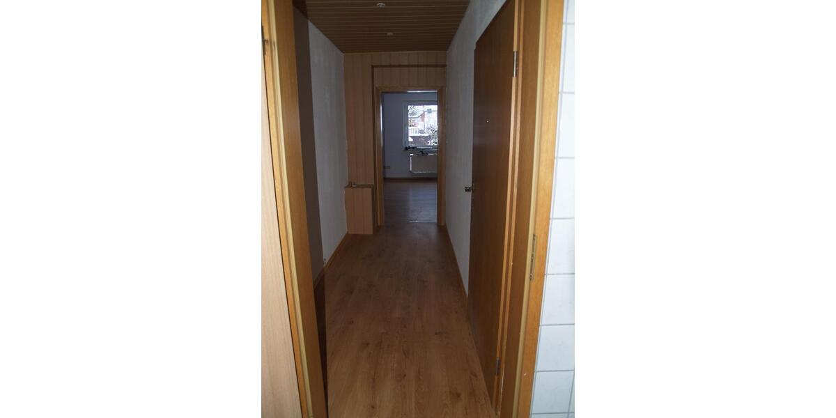Etagenwohnung Heringen (Werra) - 3 Zimmer, 80 m&sup2;, 450&euro; | Angebot:26364520