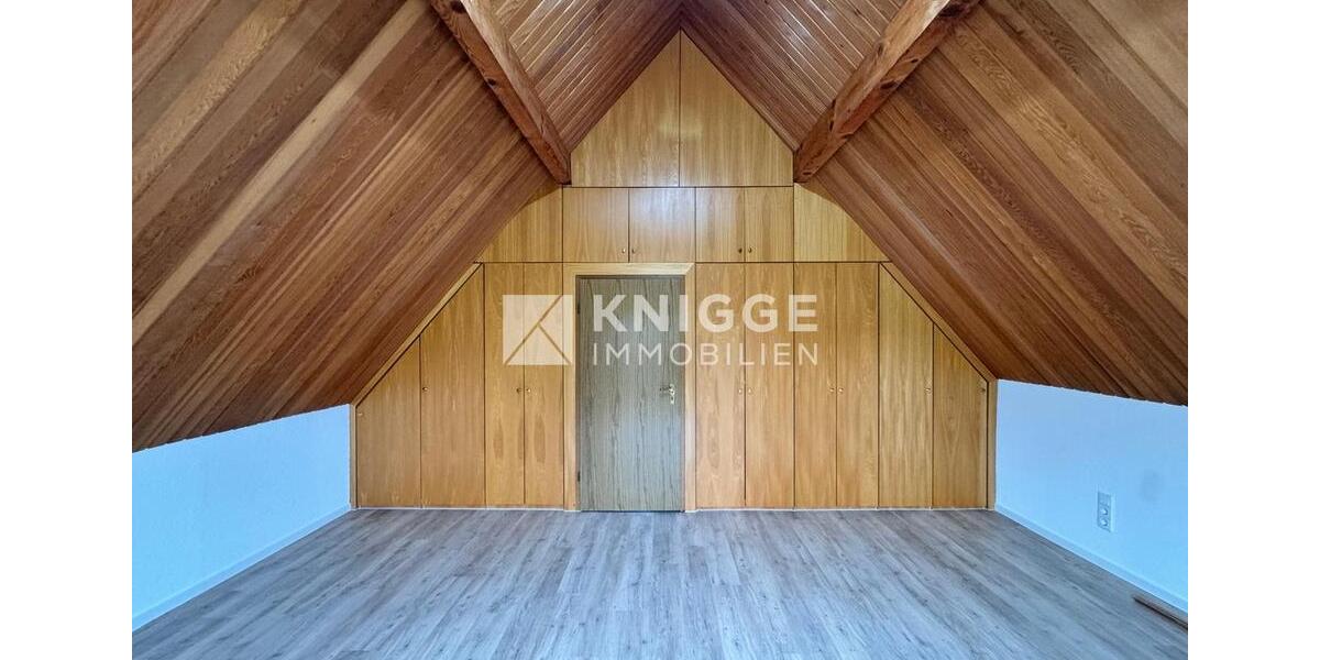 +++ 3419 - Modernisiertes EFH mit großem Garten in GL-Heidkamp +++ 4 zimmer