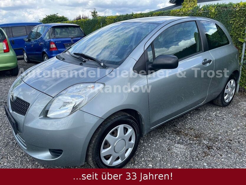 Toyota Yaris 243.000 km 1.990 € Demmin 17109