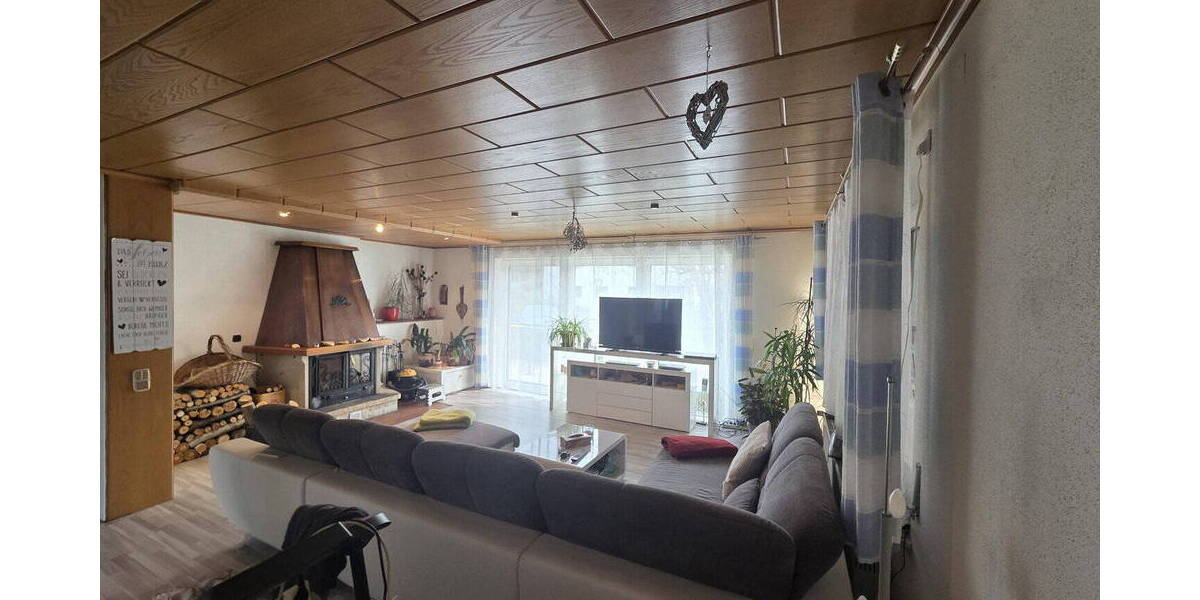 Einfamilienhaus Arzberg - 7 Zimmer, 224 m&sup2;, 385.000&euro; | Angebot:26014155