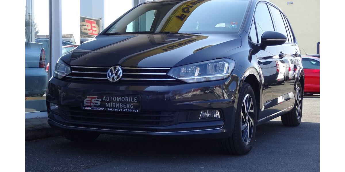 VW Touran 239.200 km 12.280 &euro; Nürnberg 90431