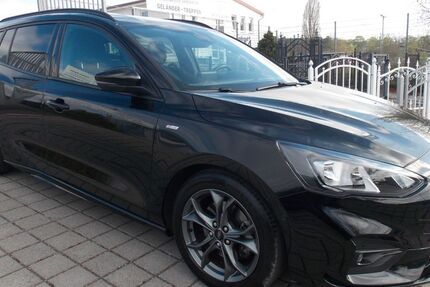Ford Focus 40.000 km 15.990 &euro; Mahlow 15831