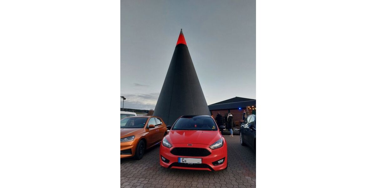 Ford Focus 95.000 km 12.800 &euro; Chemnitz 09127