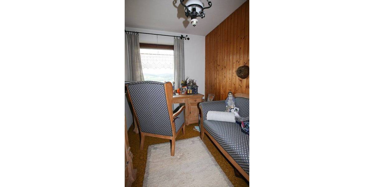 Einfamilienhaus Regen - 8 Zimmer, 157 m&sup2;, 239.000&euro; | Angebot:26674917