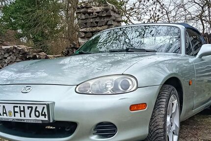 Mazda MX-5 214.000 km 5.300 &euro; Karlsruhe 76185