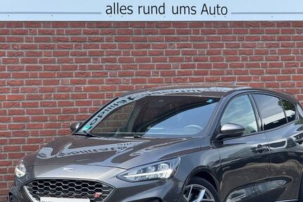Ford Focus 38.000 km 24.950 &euro; Weeze 47652