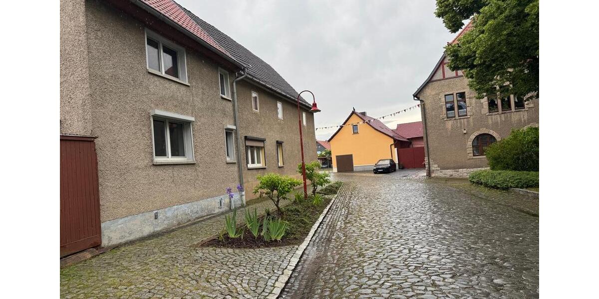 Einfamilienhaus An der Schmücke - 4 Zimmer, 110 m&sup2;, 49.000&euro; | Angebot:27018006