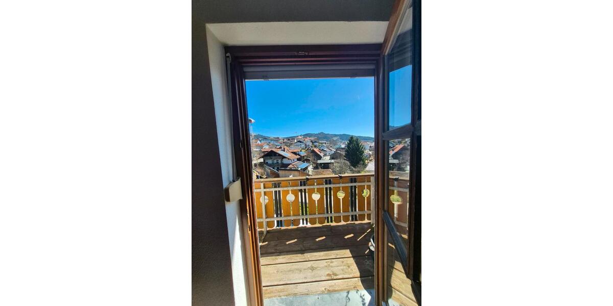 Etagenwohnung Bodenmais - 5 Zimmer, 120 m&sup2;, 900&euro; | Angebot:26225302