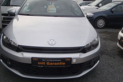 VW Scirocco 122.145 km 5.600 € Wolfenbüttel 38304